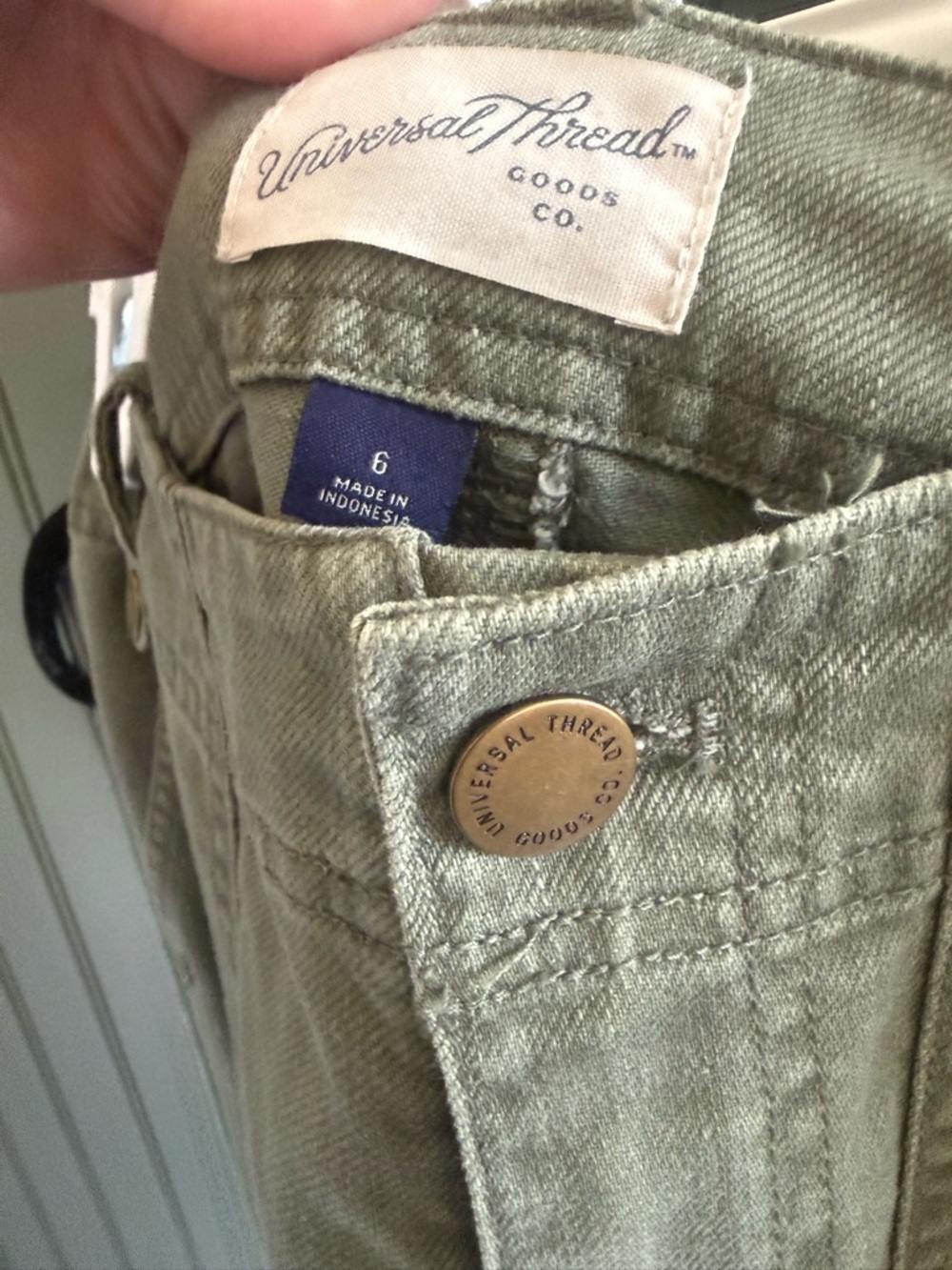 Universal Thread Olive Utility Pants with Branded Button - Picture 4 of 4